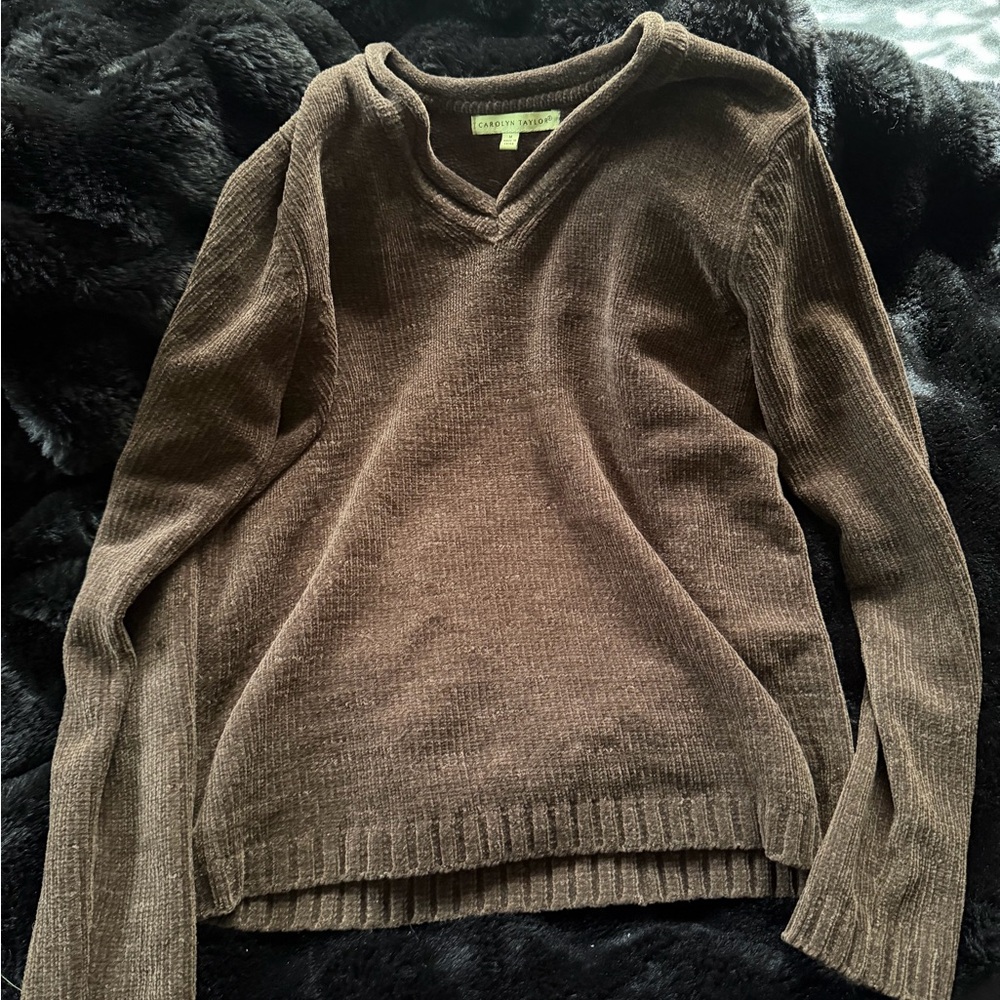 Carolyn Taylor Chocolate Brown V-Neck Ribbed Top